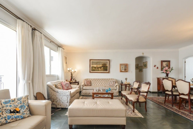 Imagem Apartamento com 4 Quartos à Venda,  em Moema - São Paulo