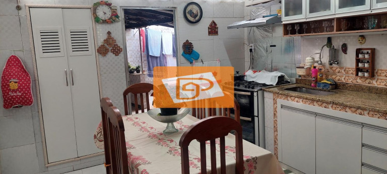 Imagem Casa com 3 Quartos à Venda, 100 m² em Centro - Petrópolis Imagem Casa com 3 Quartos à Venda, 100 m² em Centro - Petrópolis