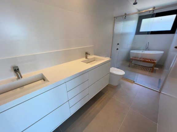 Imagem Sobrado com 5 Quartos à Venda, 420 m² em Remanso - Xangri-la
