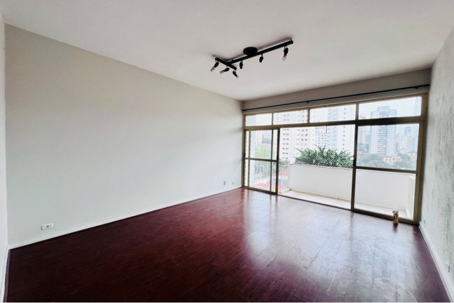 Imagem Imóvel com 2 Quartos à Venda, 108 m² em Aclimação - São Paulo Imagem Imóvel com 2 Quartos à Venda, 108 m² em Aclimação - São Paulo
