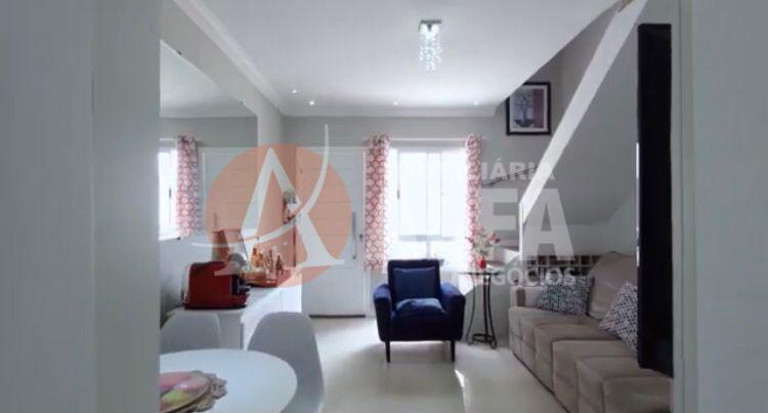 Imagem Casa com 2 Quartos à Venda, 50 m² em água Espraiada (caucaia Do Alto) - Cotia Imagem Casa com 2 Quartos à Venda, 50 m² em água Espraiada (caucaia Do Alto) - Cotia