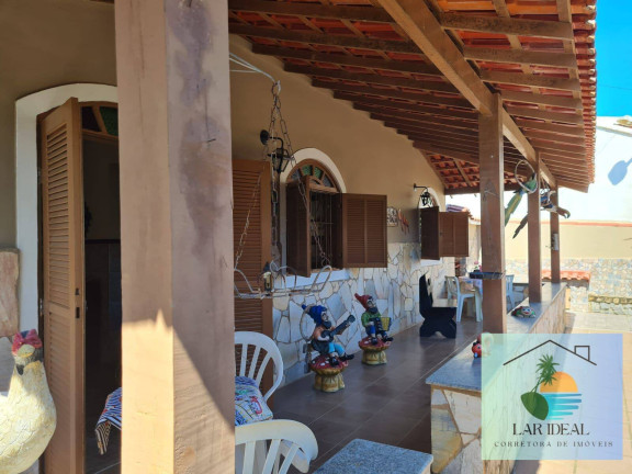 Imagem Casa com 7 Quartos à Venda, em Hospício - Araruama Imagem Casa com 7 Quartos à Venda, em Hospício - Araruama