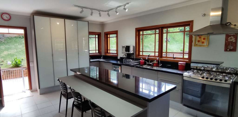 Imagem Casa de Condomínio com 3 Quartos à Venda, 330 m² em Algarve - Cotia Imagem Casa de Condomínio com 3 Quartos à Venda, 330 m² em Algarve - Cotia