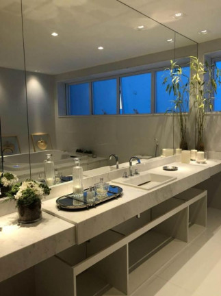 Imagem Apartamento com 4 Quartos à Venda, 266 m² em Barra Da Tijuca - Rio De Janeiro Imagem Apartamento com 4 Quartos à Venda, 266 m² em Barra Da Tijuca - Rio De Janeiro