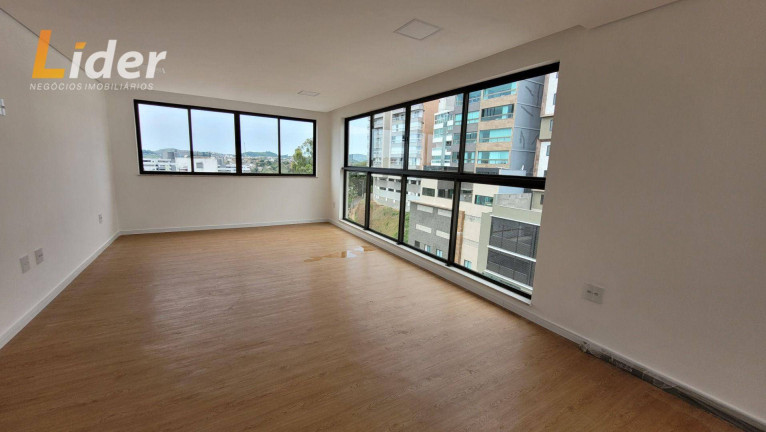 Imagem Apartamento com 2 Quartos à Venda, 65 m² em Cascatinha - Juiz De Fora