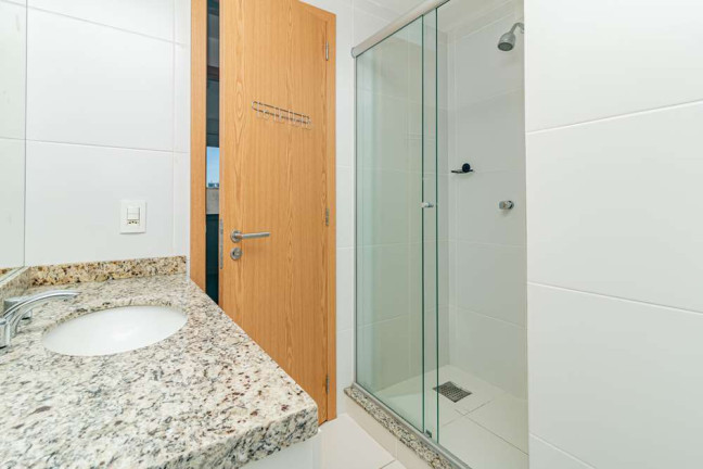 Imagem Imóvel com 2 Quartos à Venda,  em Passo Da Areia - Porto Alegre
