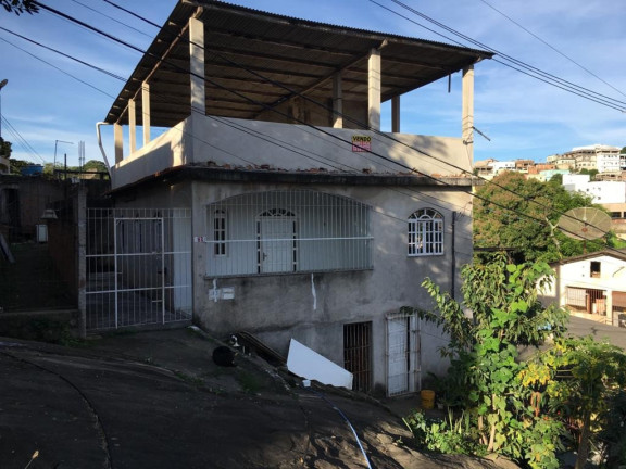 Imóvel com 3 Quartos à Venda, 300 m² em Alvorada - Vila Velha
