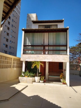 Imagem Casa com 6 Quartos à Venda ou Locação, 230 m² em Armação - Salvador Imagem Casa com 6 Quartos à Venda ou Locação, 230 m² em Armação - Salvador