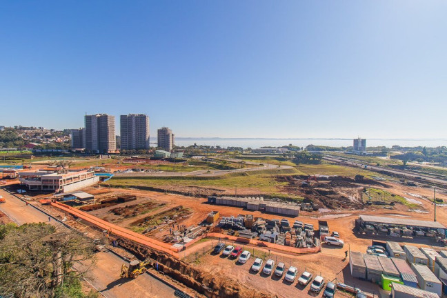 Imagem Imóvel com 2 Quartos à Venda, 129 m² em Cristal - Porto Alegre Imagem Imóvel com 2 Quartos à Venda, 129 m² em Cristal - Porto Alegre
