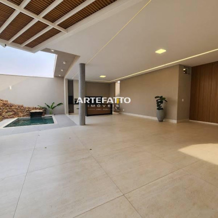 Imagem Casa com 4 Quartos à Venda, 244 m² Imagem Casa com 4 Quartos à Venda, 244 m²