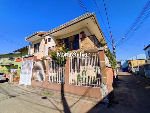 Imagem Sobrado com 3 Quartos à Venda, 142 m² em Sitio Cercado - Curitiba Imagem Sobrado com 3 Quartos à Venda, 142 m² em Sitio Cercado - Curitiba