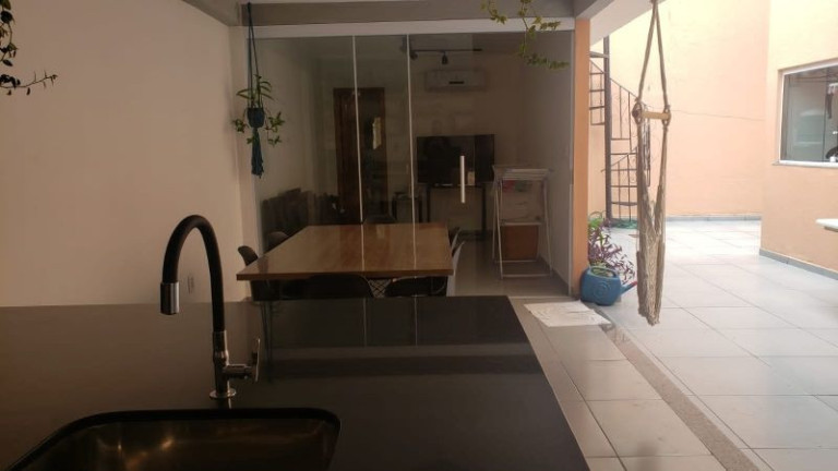 Imagem Casa com 5 Quartos à Venda, 210 m² em São José Operário - Manaus Imagem Casa com 5 Quartos à Venda, 210 m² em São José Operário - Manaus