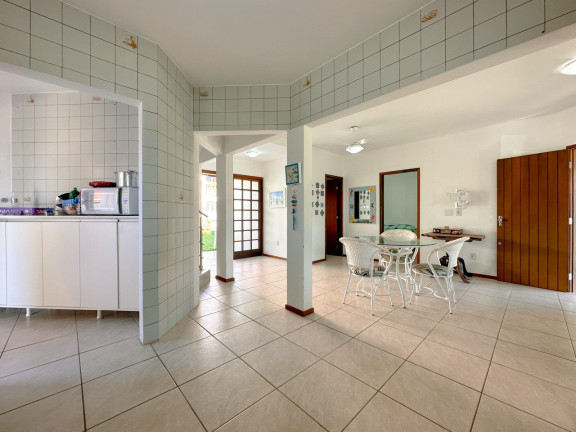 Imagem Casa com 4 Quartos à Venda, 244 m² em Ingleses Do Rio Vermelho - Florianópolis