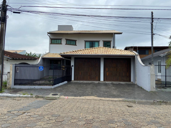 Casa com 4 Quartos à Venda, 231 m² em São João - Itajaí