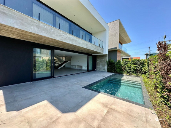 Imagem Casa de Condomínio com 5 Quartos à Venda, 344 m² em Parque Antártica - Capao Da Canoa Imagem Casa de Condomínio com 5 Quartos à Venda, 344 m² em Parque Antártica - Capao Da Canoa