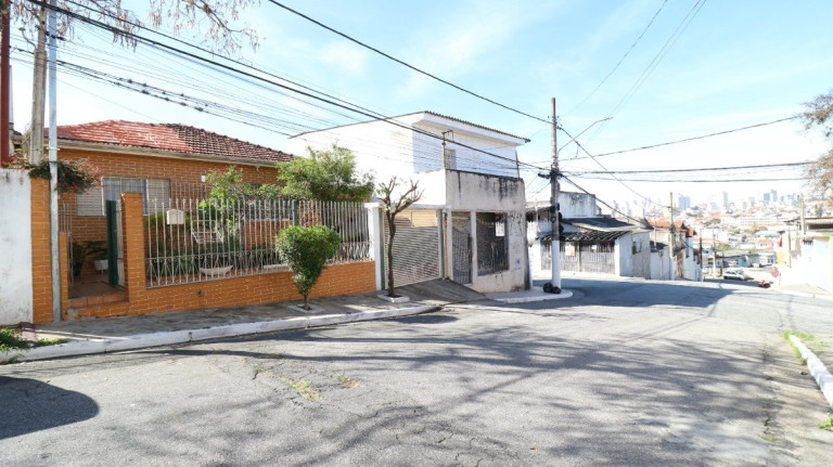 Casa com 3 Quartos à Venda, 220 m² em Vila Nova Mazzei - São Paulo