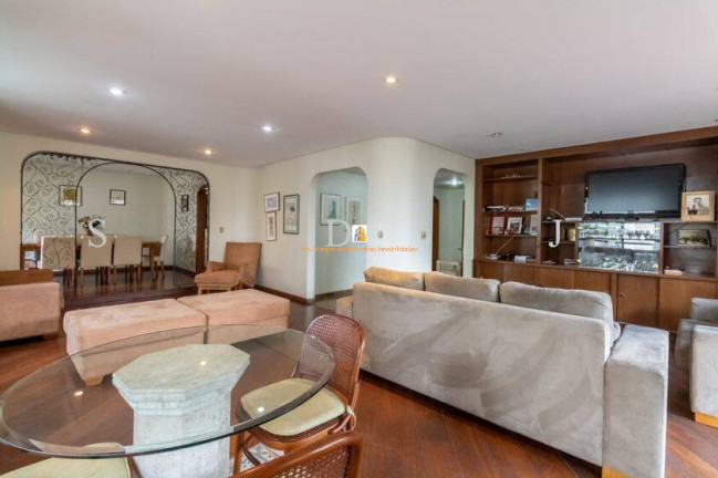 Apartamento com 4 Quartos à Venda, 247 m² em Santa Cecília - São Paulo