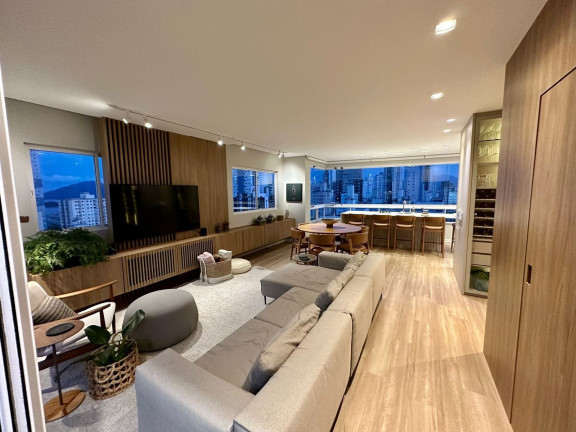 Cobertura com 4 Quartos à Venda, 240 m² em Centro - Balneário Camboriú