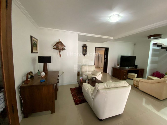 Imagem Casa com 3 Quartos à Venda, 231 m² em São João - Itajaí Imagem Casa com 3 Quartos à Venda, 231 m² em São João - Itajaí
