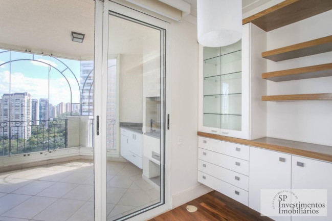 Imagem Apartamento com 3 Quartos à Venda, 260 m² em Panamby - São Paulo