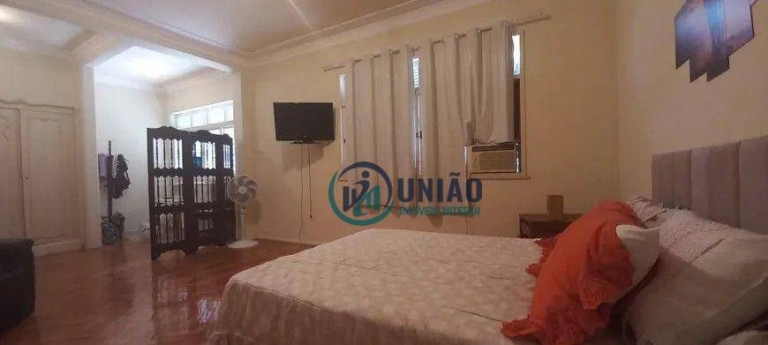 Imagem Casa com 5 Quartos à Venda, 276 m² em Icaraí - Niterói
