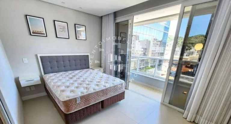 Apartamento com 1 Quarto à Venda, 64 m² em Centro - Florianópolis