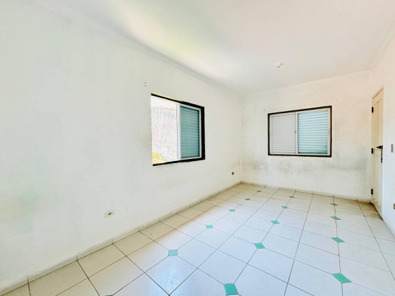 Imagem Casa com 4 Quartos à Venda, 321 m² em Guaiúba - Guarujá Imagem Casa com 4 Quartos à Venda, 321 m² em Guaiúba - Guarujá