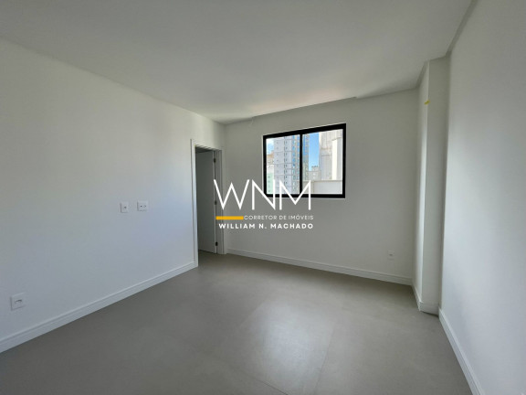 Imagem Apartamento com 3 Quartos à Venda, 130 m² em Meia Praia - Itapema Imagem Apartamento com 3 Quartos à Venda, 130 m² em Meia Praia - Itapema