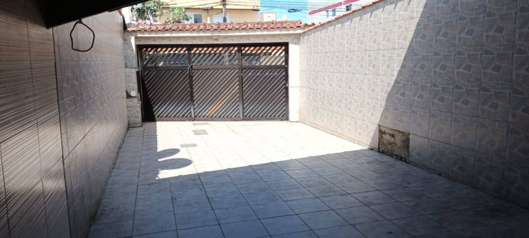 Casa com 2 Quartos à Venda,  em Real - Praia Grande