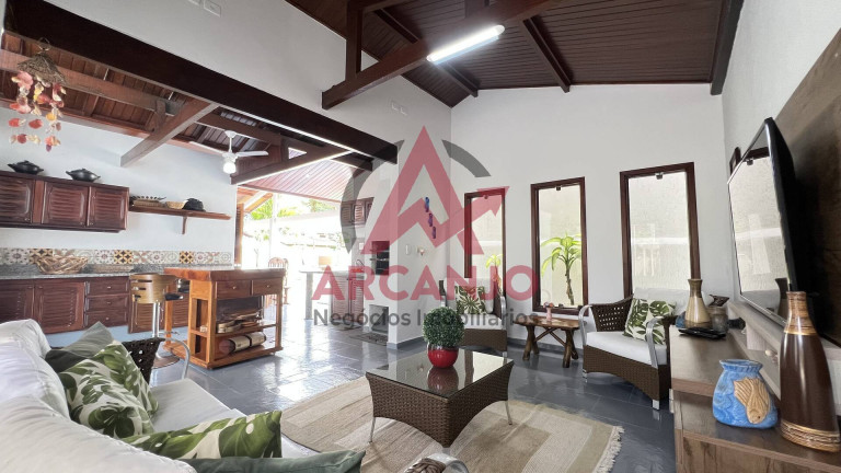 Imagem Casa com 5 Quartos à Venda, 810 m² em Horto Florestal - Ubatuba