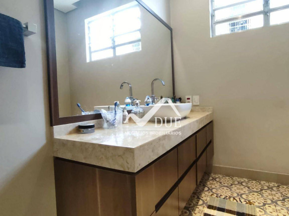 Imagem Casa com 3 Quartos à Venda, 168 m² em Boqueirão - Santos Imagem Casa com 3 Quartos à Venda, 168 m² em Boqueirão - Santos