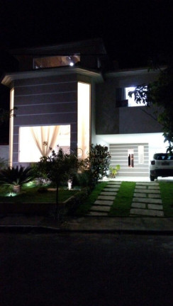Imagem Casa com 4 Quartos à Venda, em Lagoa - Macaé Imagem Casa com 4 Quartos à Venda, em Lagoa - Macaé