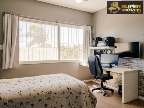 Imagem Casa com 3 Quartos à Venda, 328 m² em Areal - Pelotas