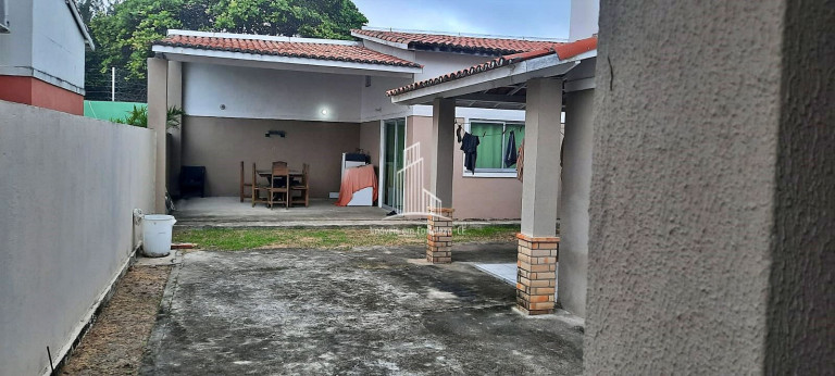 Imagem Casa de Condomínio com 3 Quartos à Venda, 130 m² em Centro - Aquiraz Imagem Casa de Condomínio com 3 Quartos à Venda, 130 m² em Centro - Aquiraz