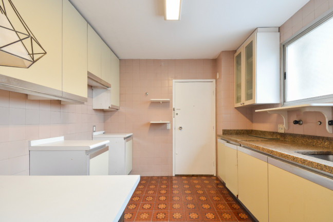 Imagem Imóvel com 4 Quartos à Venda, 143 m² em Moema - São Paulo Imagem Imóvel com 4 Quartos à Venda, 143 m² em Moema - São Paulo