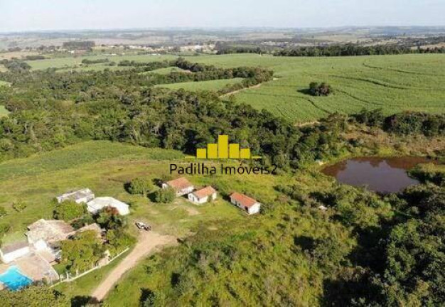 Imagem Fazenda à Venda, 119 m² em Centro - Capela Do Alto Imagem Fazenda à Venda, 119 m² em Centro - Capela Do Alto