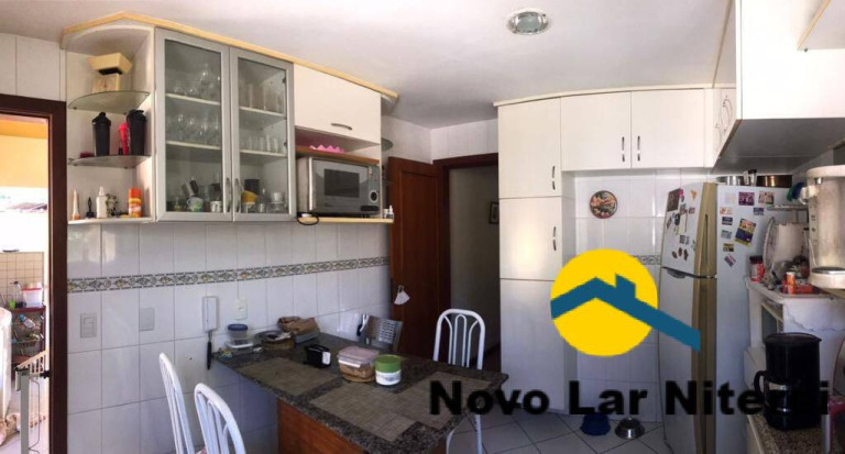 Imagem Casa com 4 Quartos à Venda, 200 m² em Piratininga - Niterói Imagem Casa com 4 Quartos à Venda, 200 m² em Piratininga - Niterói