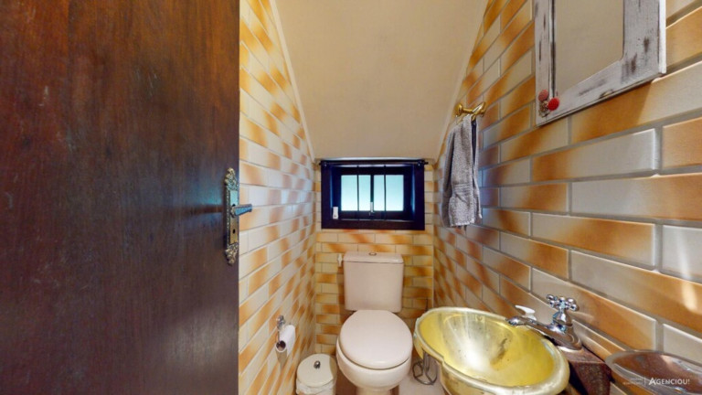 Imagem Imóvel com 3 Quartos à Venda, 327 m² em Ipanema - Porto Alegre Imagem Imóvel com 3 Quartos à Venda, 327 m² em Ipanema - Porto Alegre