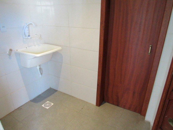 Imagem Casa com 4 Quartos à Venda, 200 m² em Florianópolis Imagem Casa com 4 Quartos à Venda, 200 m² em Florianópolis