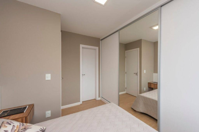 Imagem Apartamento com 3 Quartos à Venda, 65 m² em Petrópolis - Porto Alegre