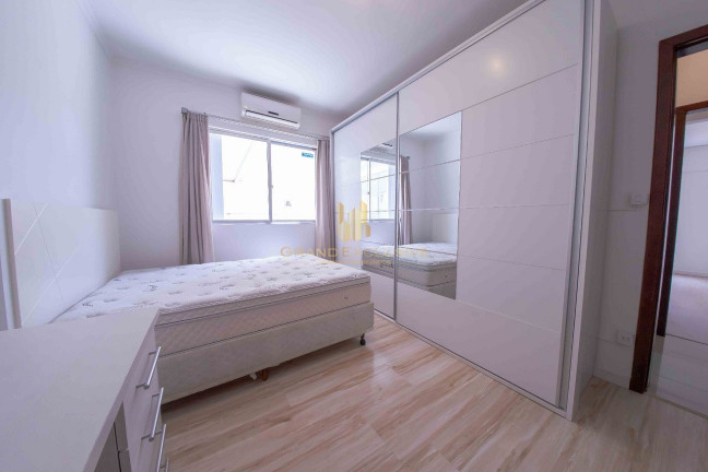 Imagem Apartamento com 3 Quartos à Venda, 120 m² em Centro - Balneário Camboriú