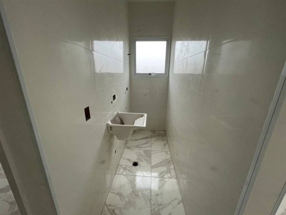 Imagem Sobrado com 3 Quartos à Venda, em Maracanã - Praia Grande Imagem Sobrado com 3 Quartos à Venda, em Maracanã - Praia Grande
