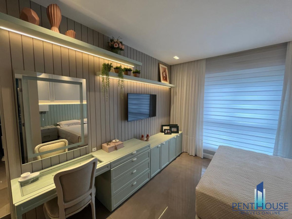 Imagem Apartamento com 3 Quartos à Venda, 190 m² em Pioneiros - Balneário Camboriú Imagem Apartamento com 3 Quartos à Venda, 190 m² em Pioneiros - Balneário Camboriú