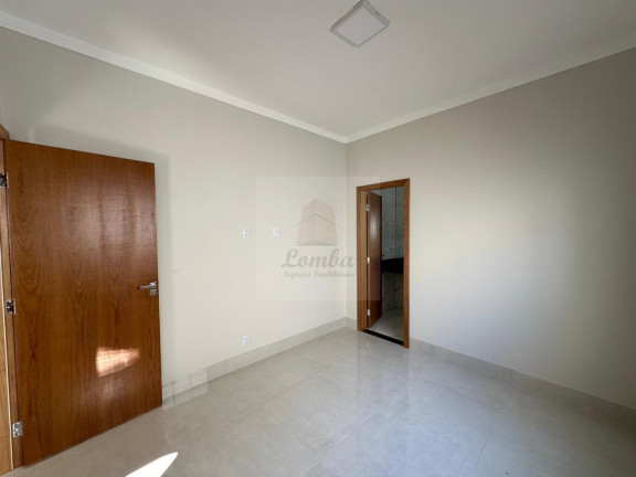 Imagem Casa com 3 Quartos à Venda, 189 m² em Jardim Califórnia - Cuiabá Imagem Casa com 3 Quartos à Venda, 189 m² em Jardim Califórnia - Cuiabá
