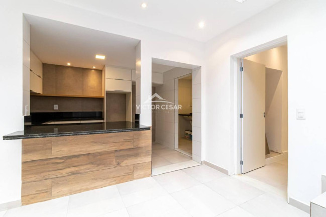 Imagem Casa de Vila com 4 Quartos à Venda, 234 m² Imagem Casa de Vila com 4 Quartos à Venda, 234 m²