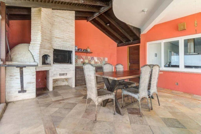 Imagem Casa com 4 Quartos à Venda, 550 m² em São Paulo Imagem Casa com 4 Quartos à Venda, 550 m² em São Paulo
