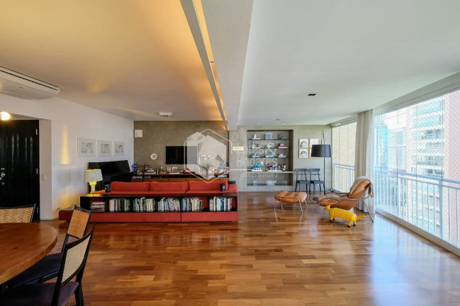 Imagem Apartamento com 3 Quartos à Venda, 185 m² em Itaim Bibi - São Paulo