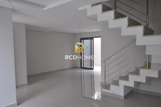 Imagem Casa com 3 Quartos à Venda, 176 m² em Bom Retiro - Curitiba Imagem Casa com 3 Quartos à Venda, 176 m² em Bom Retiro - Curitiba