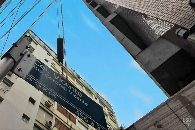 Imagem Apartamento com 1 Quarto à Venda, 28 m² em Centro Histórico - Porto Alegre Imagem Apartamento com 1 Quarto à Venda, 28 m² em Centro Histórico - Porto Alegre