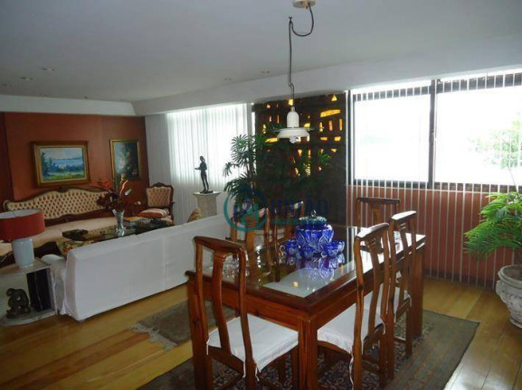 Apartamento com 3 Quartos à Venda, 170 m² em Icaraí - Niterói